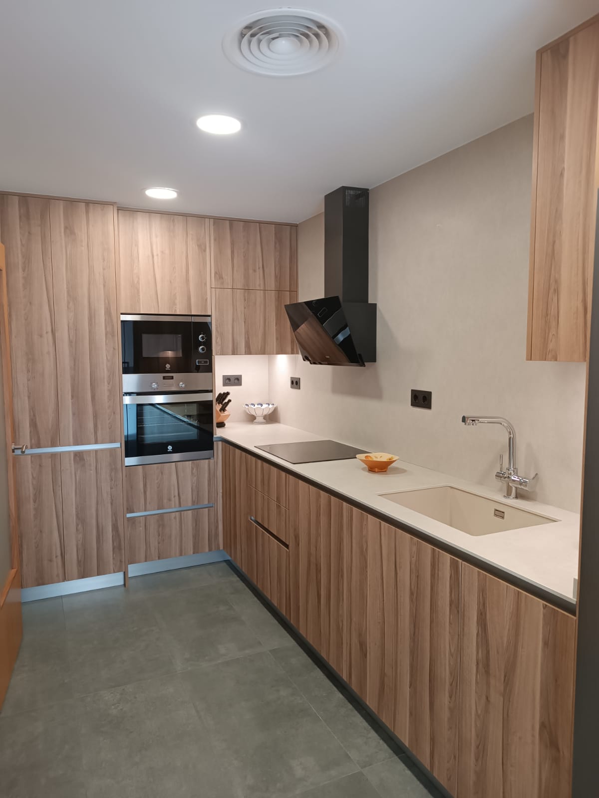 Cocina a medida - proyecto Anduan imagen 3